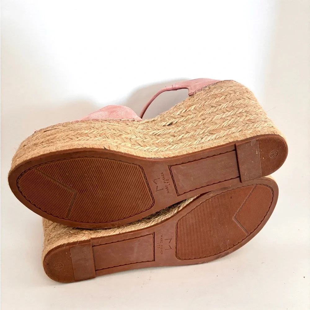 Marc Fisher good worn